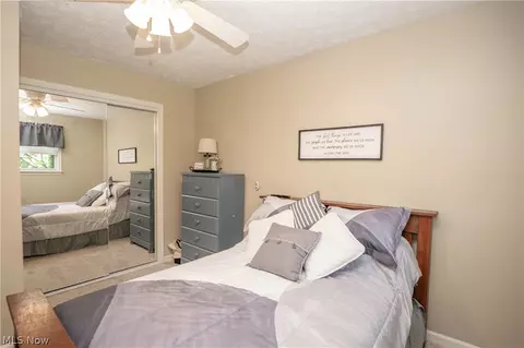 8026 Garnet Ave NE, Canton, OH 44721 photo 18