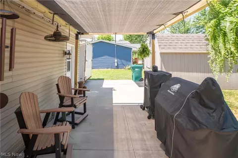 8026 Garnet Ave NE, Canton, OH 44721 photo 34