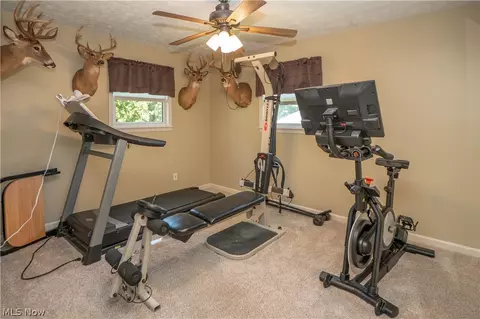 8026 Garnet Ave NE, Canton, OH 44721 photo 19