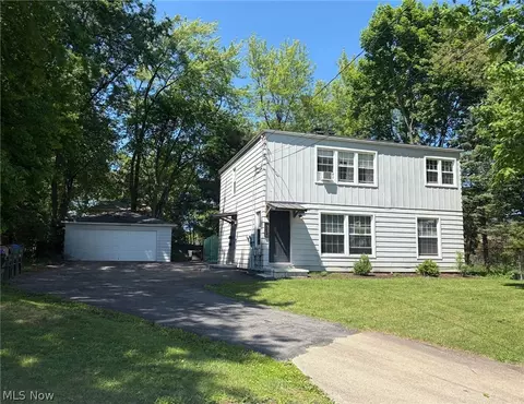 1765 14th St, Cuyahoga Falls, OH 44223
