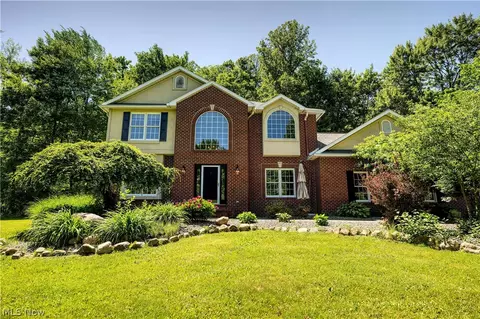 8744 Tippecanoe Rd, Canfield, OH 44406