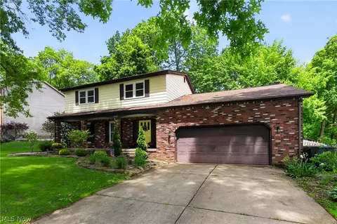 318 Ingram Dr, Boardman, OH 44512 photo 2