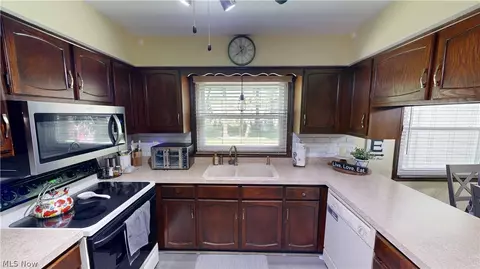 318 Ingram Dr, Boardman, OH 44512 photo 6