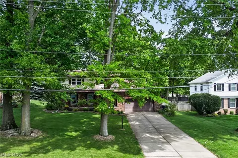 Exterior - 318 Ingram Dr, Boardman, OH 44512 photo 9 of 9