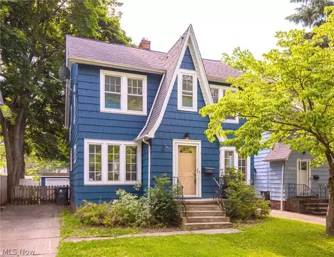 848 Beverly Rd, Cleveland Heights, OH 44121
