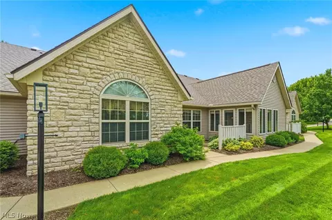 8717 Dublin Ridge Cir NW, Massillon, OH 44646