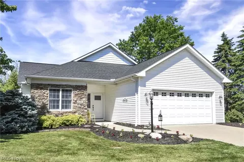 39282 Camelot Way, Avon, OH 44011
