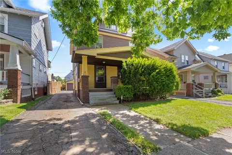 11301 Linnet Ave, Cleveland, OH 44111