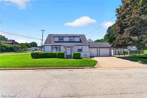 1201 Portage St NW, North Canton, OH 44720
