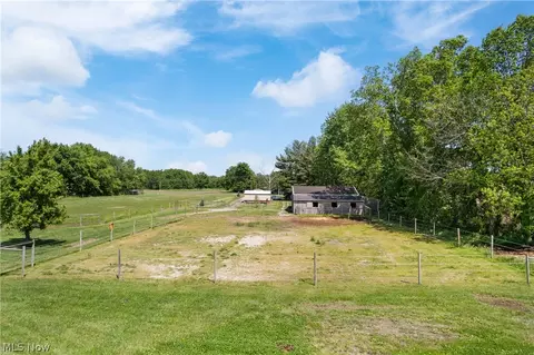 Exterior - 15494 Wheeler Rd, Lagrange, OH 44050 photo 2 of 6