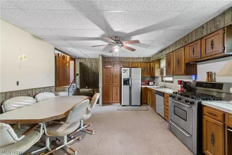 Kitchen - 15494 Wheeler Rd, Lagrange, OH 44050 photo 2 of 3