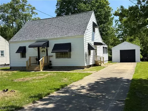 1892 NW Drexel Ave NW, Warren, OH 44485