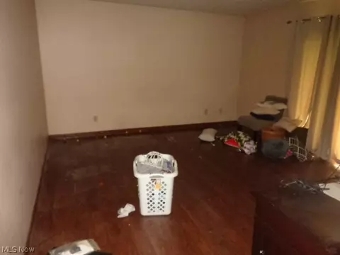 Living - 308 Samuel St, Elyria, OH 44035 photo 3 of 3