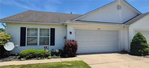 2197 Brittany Blvd, Brunswick, OH 44212