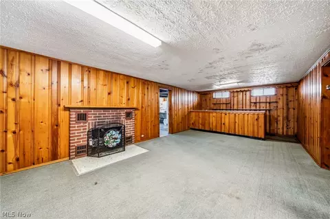 Other - 725 Chestnut Rd, Seven Hills, OH 44131 photo 3 of 11