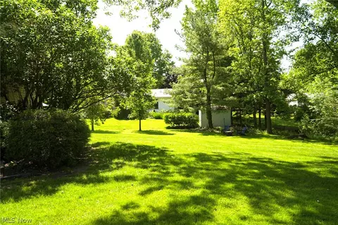 Exterior - 7639 Chillicothe Rd, Mentor, OH 44060 photo 7 of 13