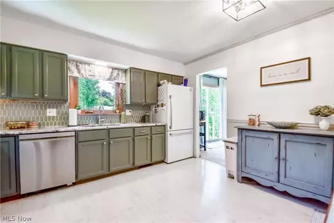 Kitchen - 7639 Chillicothe Rd, Mentor, OH 44060 photo 1 of 3