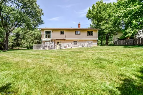 Exterior - 7639 Chillicothe Rd, Mentor, OH 44060 photo 9 of 13
