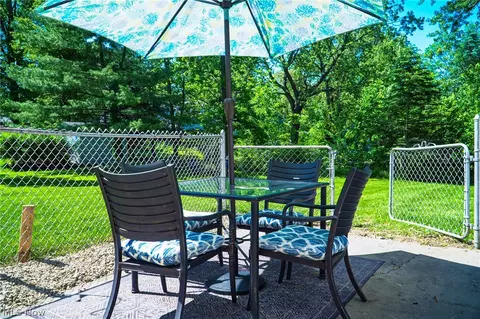 Exterior - 7639 Chillicothe Rd, Mentor, OH 44060 photo 2 of 13