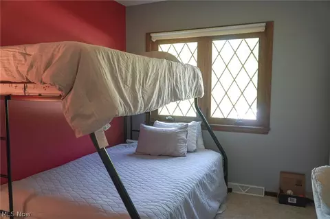 Bedroom - 7639 Chillicothe Rd, Mentor, OH 44060 photo 7 of 8