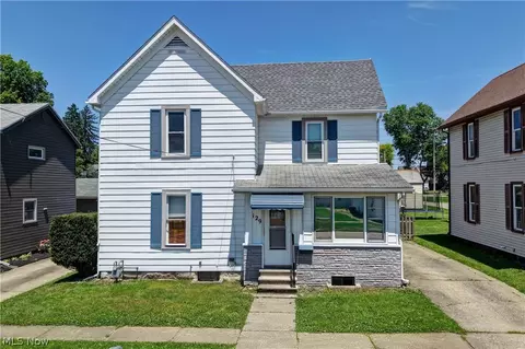 129 2nd St SW, Strasburg, OH 44680