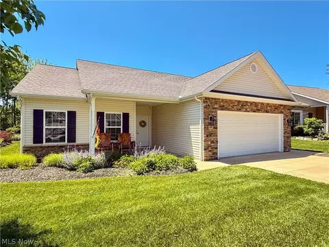4892 Mandarin Dr, Seville, OH 44273