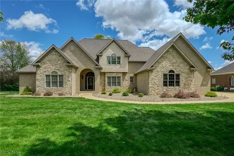 4966 Abbey Church Ave NW, Canton, OH 44718