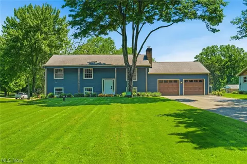 12786 Osborne Ave NE, Alliance, OH 44601