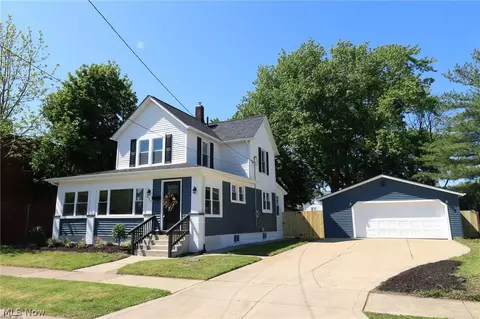 427 South St, Fairport Harbor, OH 44077