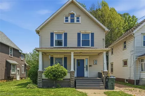 1526 Frazer Ave NW, Canton, OH 44703
