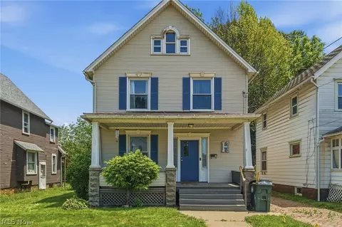 1526 Frazer Ave NW, Canton, OH 44703
