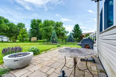 811 Robinson Dr, Lagrange, OH 44050 photo 23