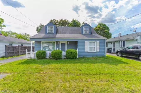 52 N Navarre Ave, Youngstown, OH 44515