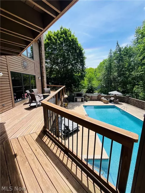 35560 Ridgeway Ln, Willoughby, OH 44094 photo 19