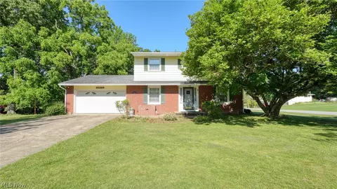 63075 Ridgewood Dr, Cambridge, OH 43725