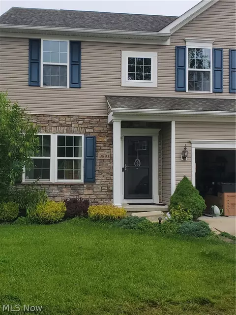 9893 Gabriels Way, Mentor, OH 44060