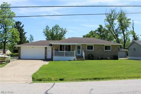 4234 Keller Hanna Dr, Brunswick, OH 44212