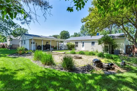 683 Lucille Dr, Elyria, OH 44035 photo 33