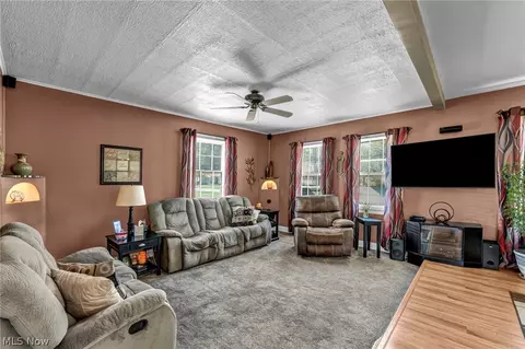 683 Lucille Dr, Elyria, OH 44035 photo 16