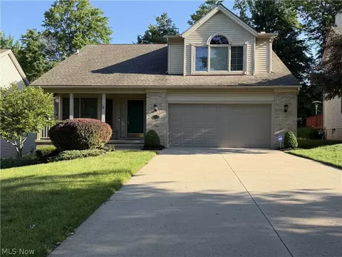 8304 Washington Ave, North Royalton, OH 44133