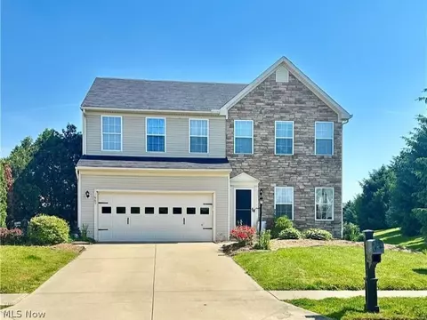 1669 Seabiscuit Dr NE, Canton, OH 44721