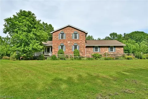 55 E South Range Rd, North Lima, OH 44452