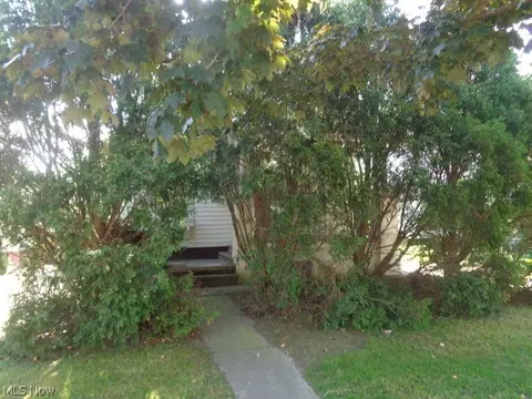 3607 W 139th St, Cleveland, OH 44111