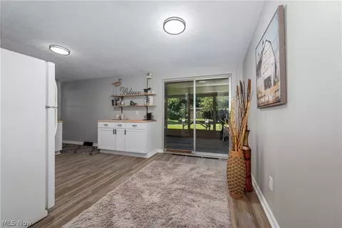 4660 4th St NW, Canton, OH 44708 photo 3