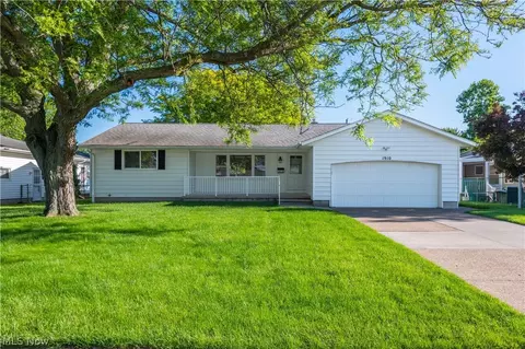 1910 W 37th St, Lorain, OH 44053