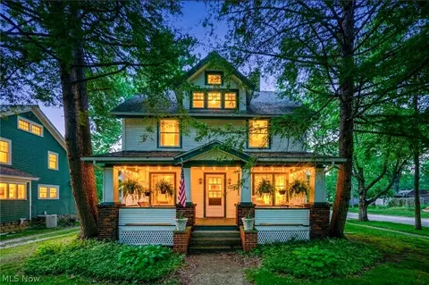 748 E Main St, Ravenna, OH 44266