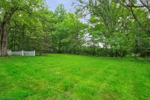 Exterior - 5540 West Blvd, Boardman, OH 44512 photo 3 of 4