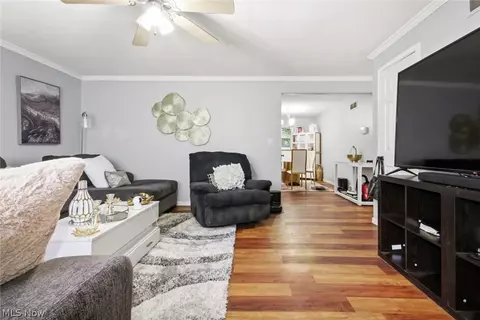 Entry Way - 5540 West Blvd, Boardman, OH 44512 photo 1 of 2