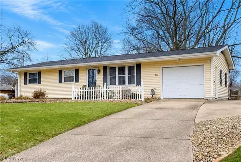 460 Heather Ln, Medina, OH 44256