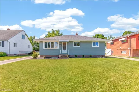 11005 Bobko Blvd, Parma, OH 44130